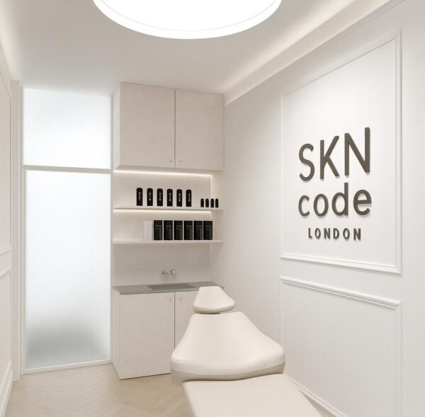 SKNCode treatment room, Fitzrovia